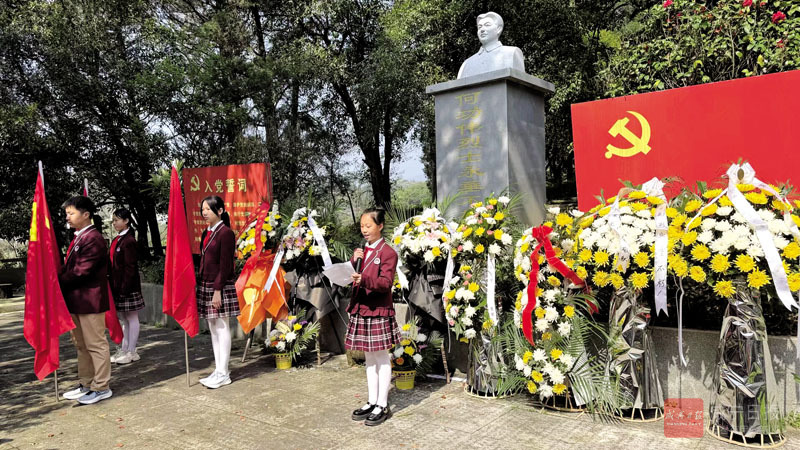 图文：清明祭英烈
